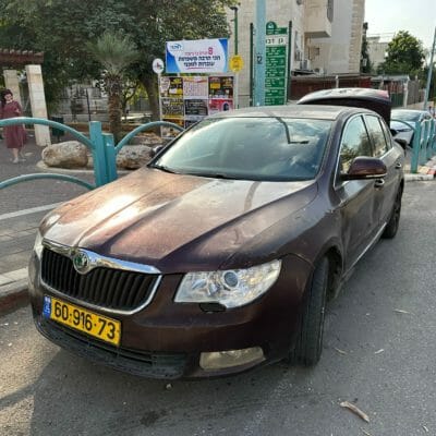 קונה רכבים לפירוק בנתניה