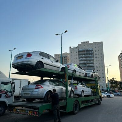 קניית רכבים לפירוק